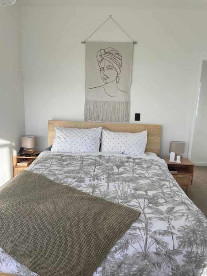The Lighthouse - Boathouse Bay Villa Auckland Bagian luar foto